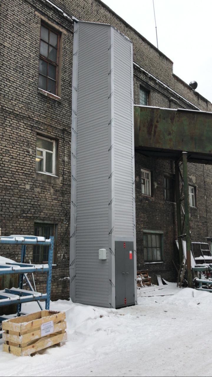 Подъемник грузовой в металлокаркасной шахте, 1000 кг, Ярославль