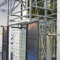 Грузовой подъёмник в металлокаркасной шахте ПГ-МШ-200, 2000 кг, Республика Казахстан