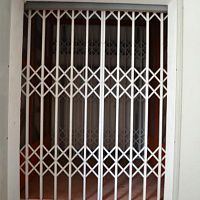 Подъемник грузовой в металлокаркасной шахте, 1000 кг, Береза